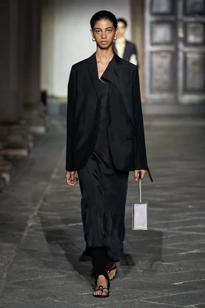 Look 2